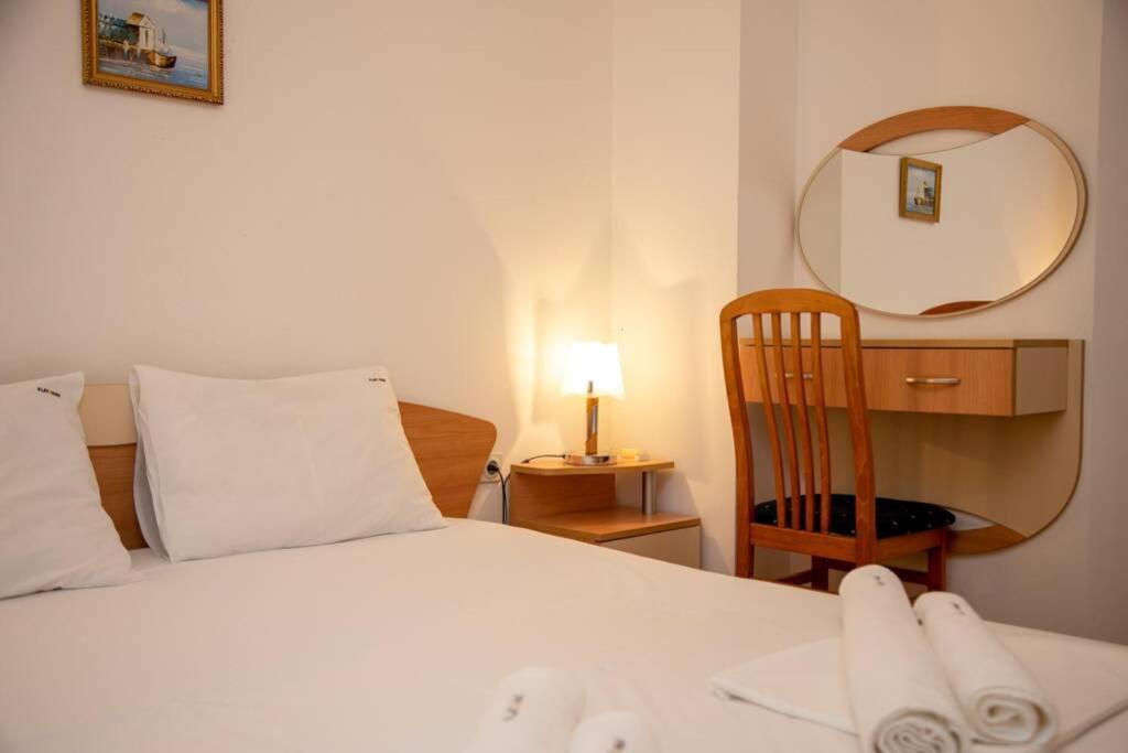 Convenient 1-Bedroom Flat Next To Harmanite Beach Созополь Экстерьер фото