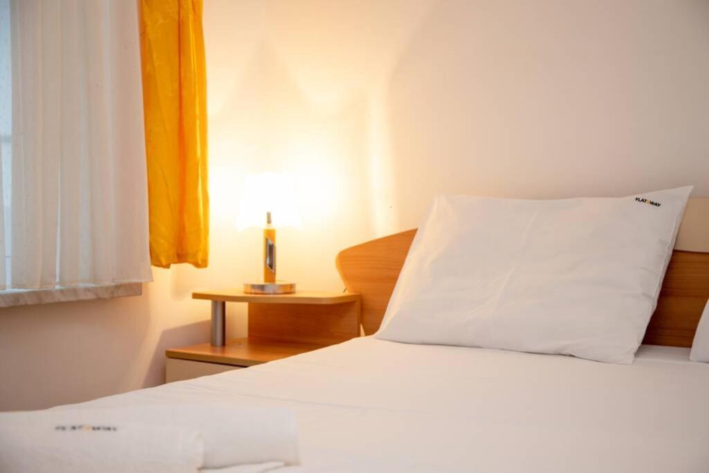 Convenient 1-Bedroom Flat Next To Harmanite Beach Созополь Экстерьер фото
