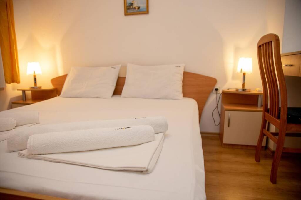 Convenient 1-Bedroom Flat Next To Harmanite Beach Созополь Экстерьер фото