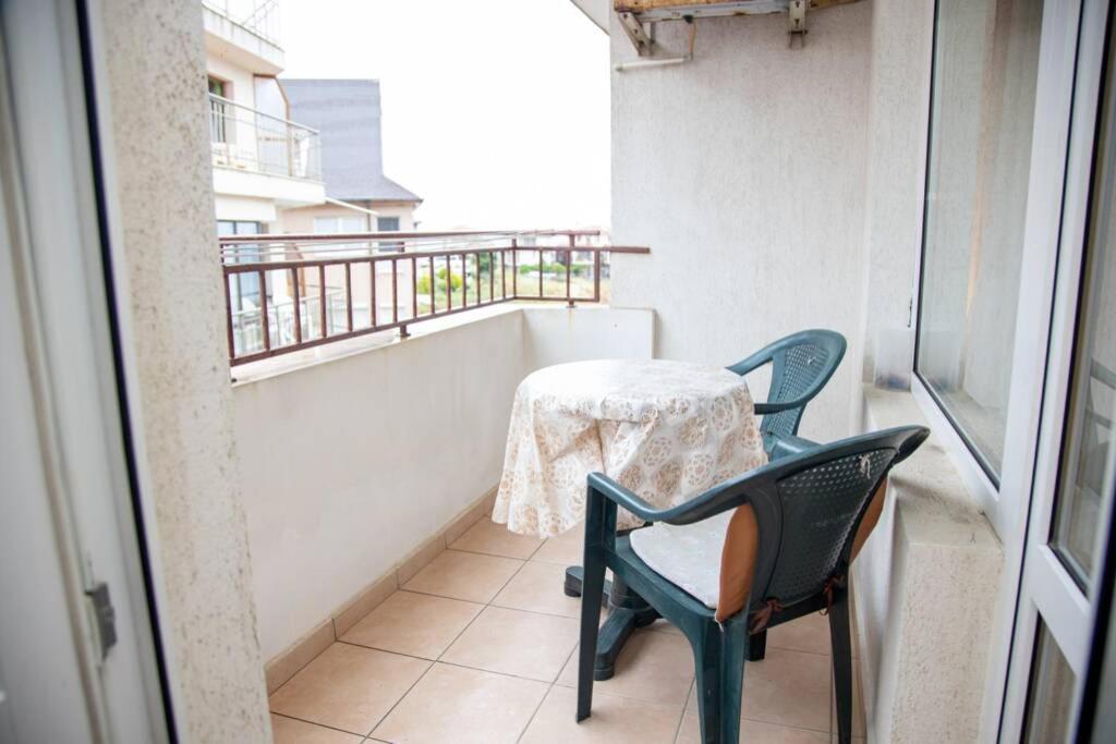 Convenient 1-Bedroom Flat Next To Harmanite Beach Созополь Экстерьер фото
