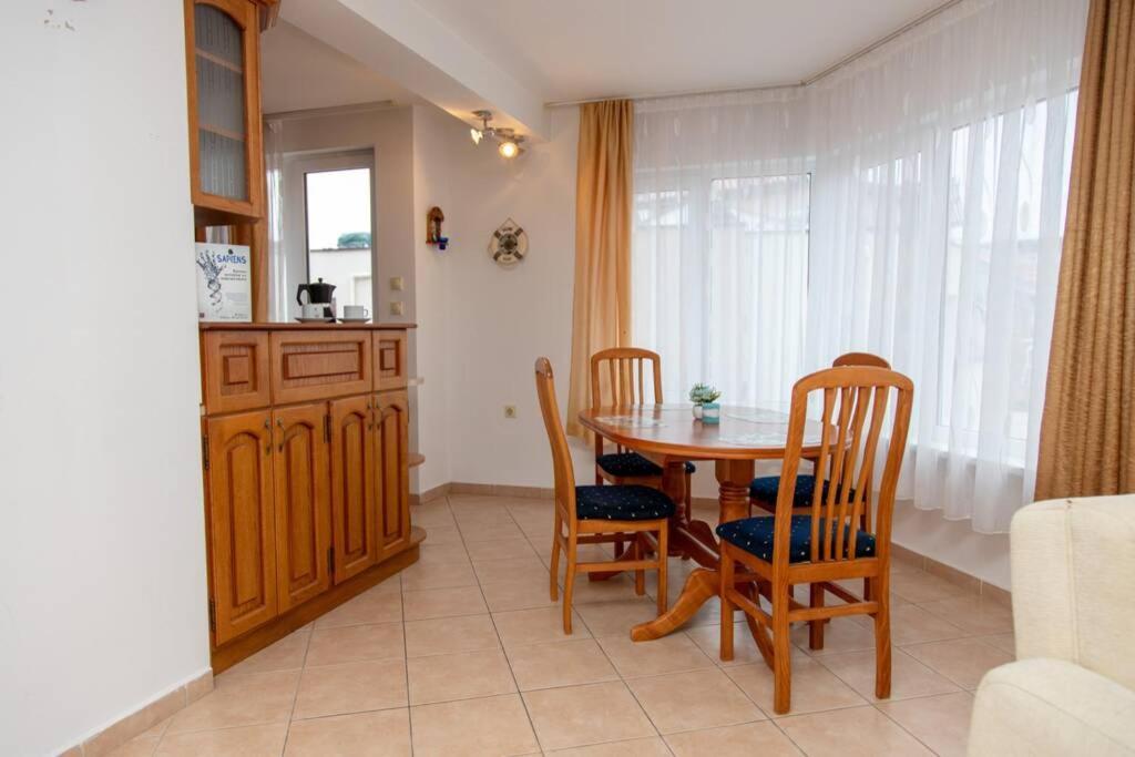 Convenient 1-Bedroom Flat Next To Harmanite Beach Созополь Экстерьер фото